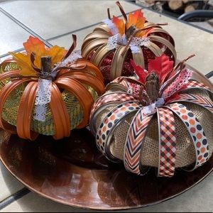 Farmhouse pumpkins